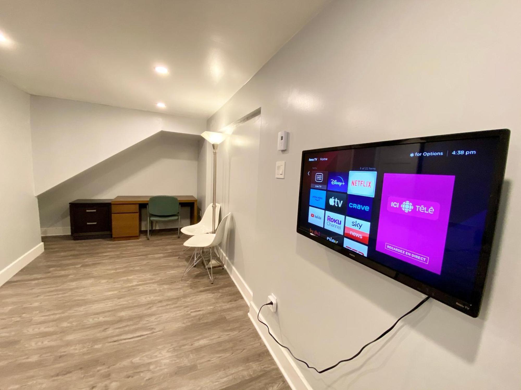 Montreal Homes - Affordable Rooms, Smart Tv, Shared Kitchen Экстерьер фото